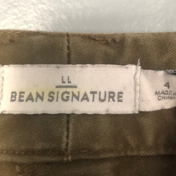 LLBean Signature Army green pants size 4 - Picture 3 of 6